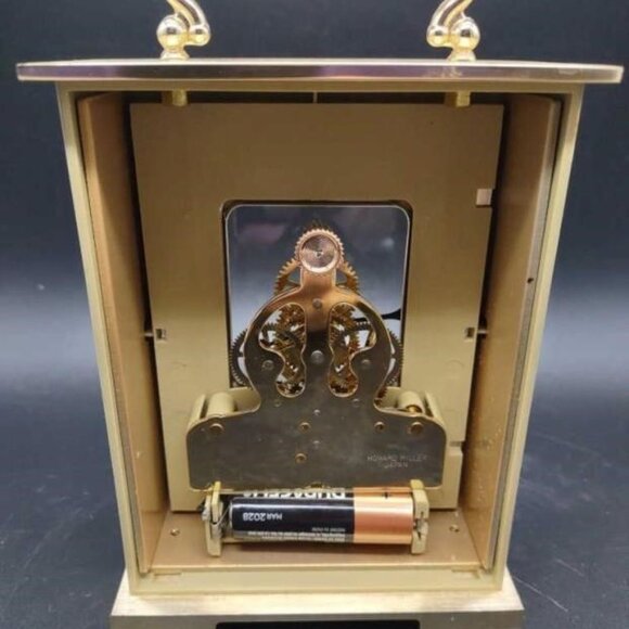 Howard Miller Quartz Table Clock 5.5". Tested keeping time. - Picture 8 of 9